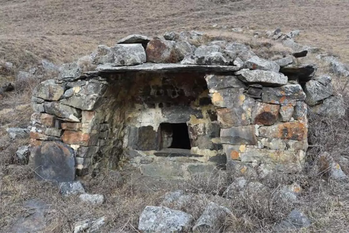 Фотография места «Склеповый некрополь  с. Джимара, склеп № 1», 2
