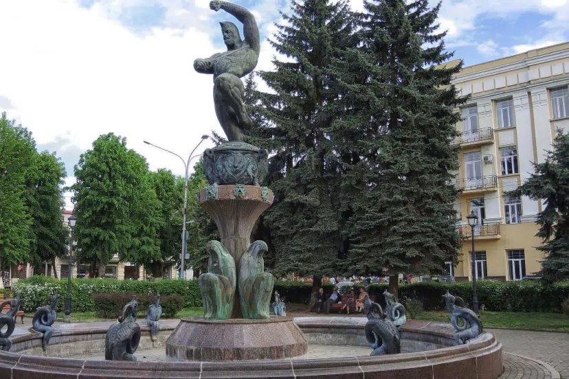 Фотография места «Памятник-фонтан "Нарт Сослан"», 2