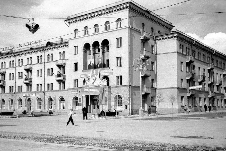 Фотография места «Здание гостиницы «Кавказ». 1960 г. Литер А», 1