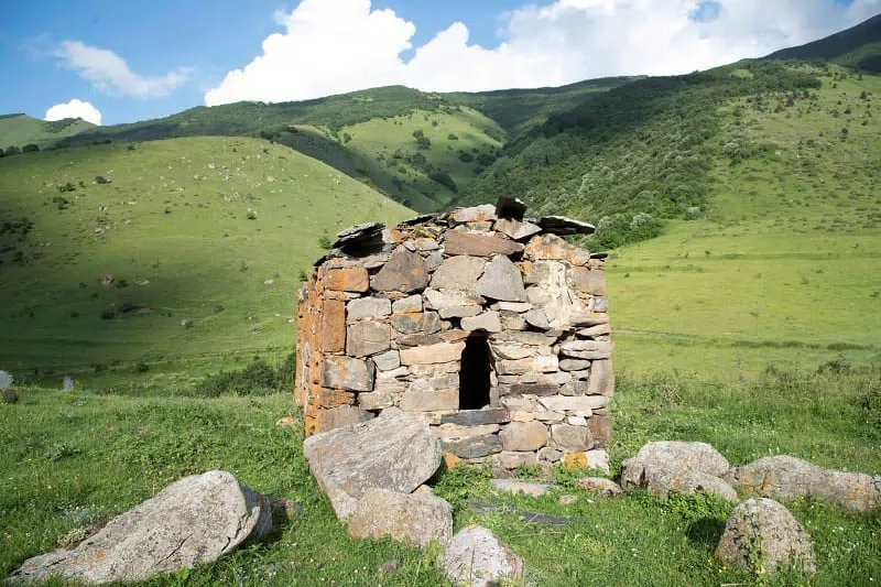 Фотография места «Склеповый некрополь с. Архон», 2