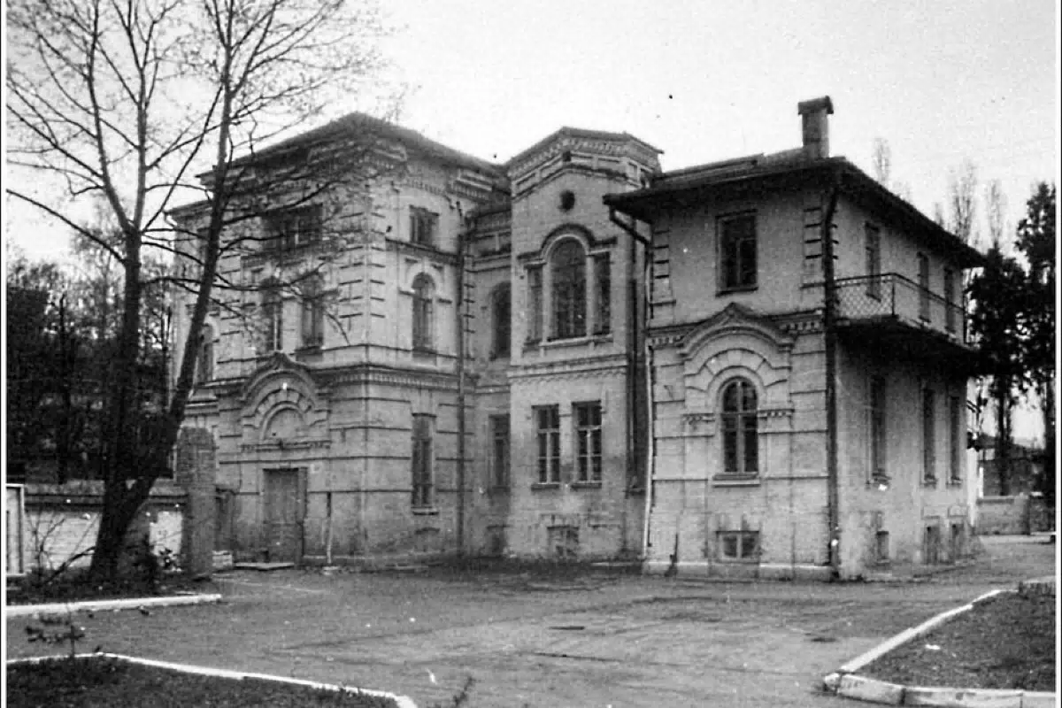 Фотография места «Резиденция архиереев Владикавказской епархии с храмом во имя Святого Владимира», 4