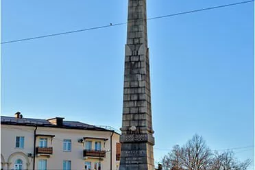 Фотография места «Архитектурный ансамбль площади Революции и обелиск китайским добровольцам, погибшим в годы Гражданской войны», 2
