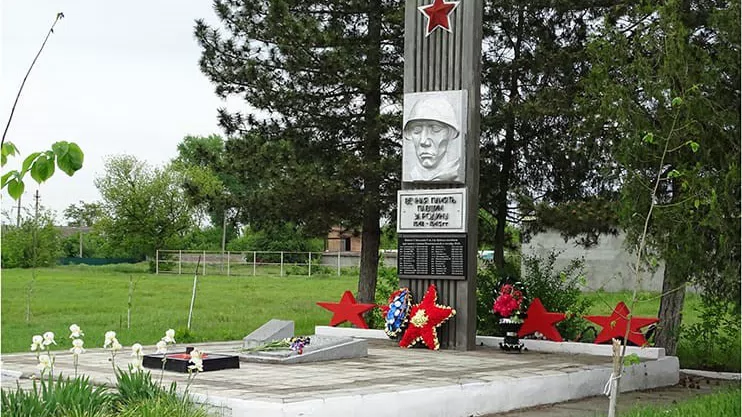 Фотография места «Братская могила, ст. Павлодольская », 1